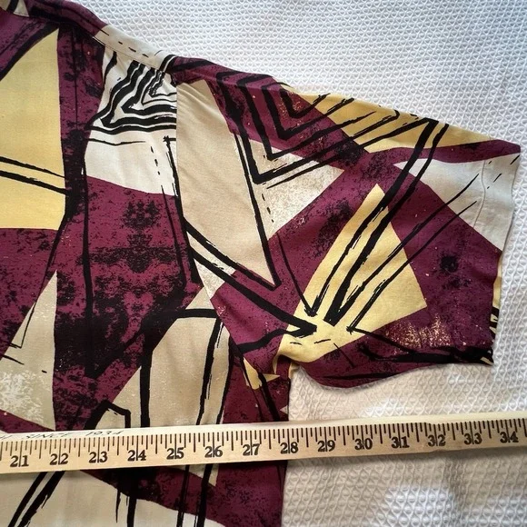 Vintage Geometric Pattern Short Sleeve Button-Up Shirt Retro Larger Sized - Picture 5 of 7